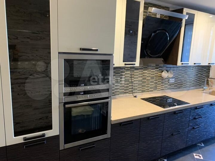 3-к. квартира, 123 м², 18/25 эт.