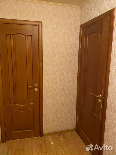 Дверь деревянная бу