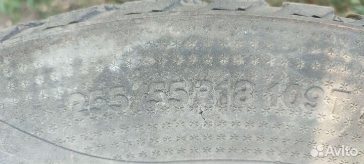 Kumho 954 255/55 R18