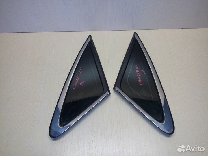 Стекло кузова глухое Hyundai Grandeur 2007 год