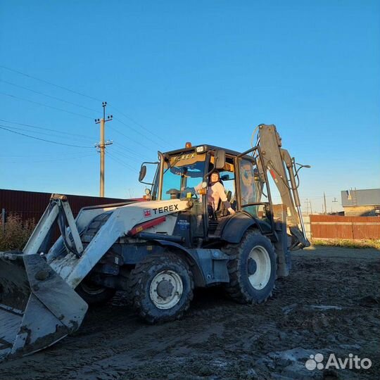 Услуги экскаватора-погрузчика