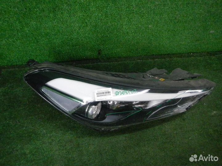 Фара правая Hyundai Tucson