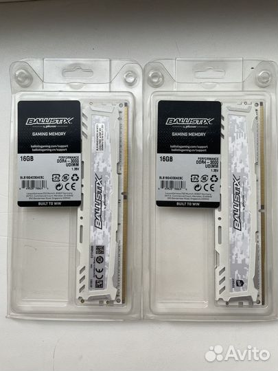 Память Crucial BallistiX DDR4 16Gb 3000Mhz