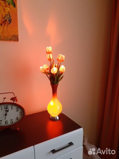 Светильник настольный