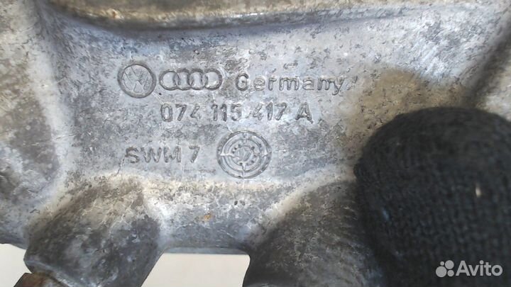 Корпус масляного фильтра Volkswagen Transporter 4