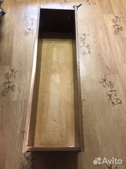 Полка книжная