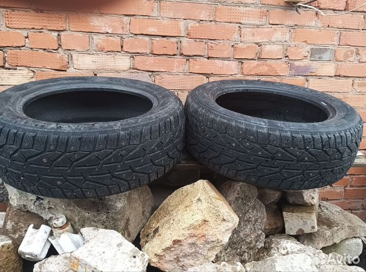 Adistar Tourking XS01 215/60 R17