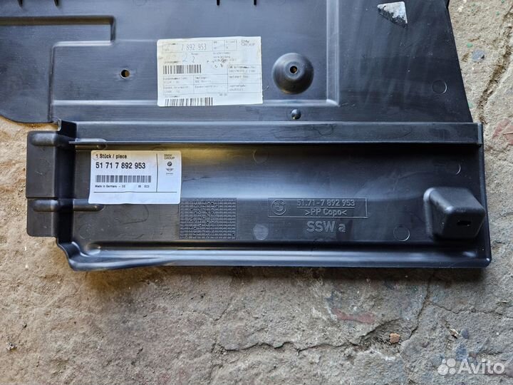 BMW E46 облицовка топливного фильтра