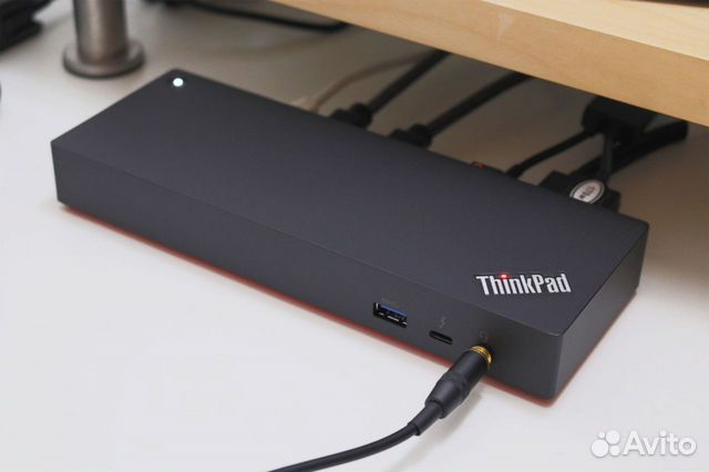 Док-станция ThinkPad Thunderbolt 3 Dock Gen1,2