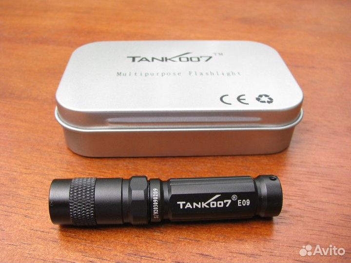 Фонарик брелок-наключник Tank007