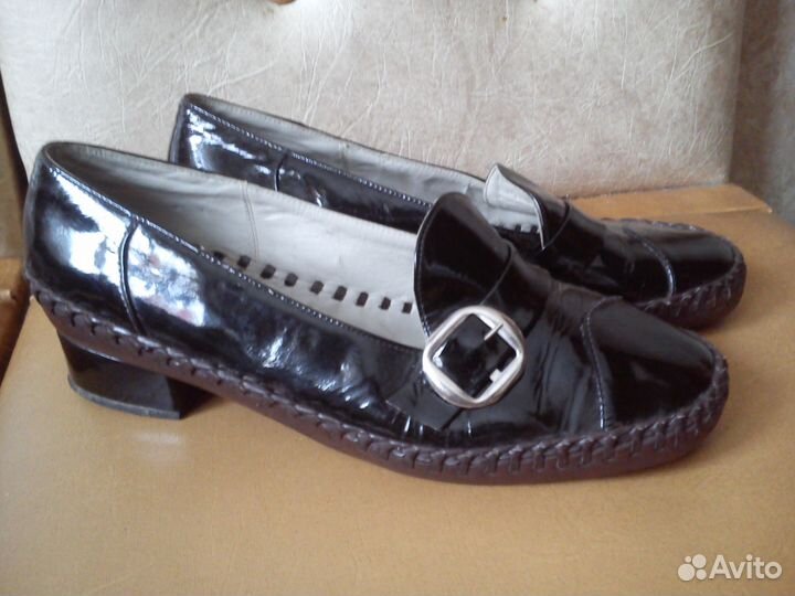Туфли лакированные