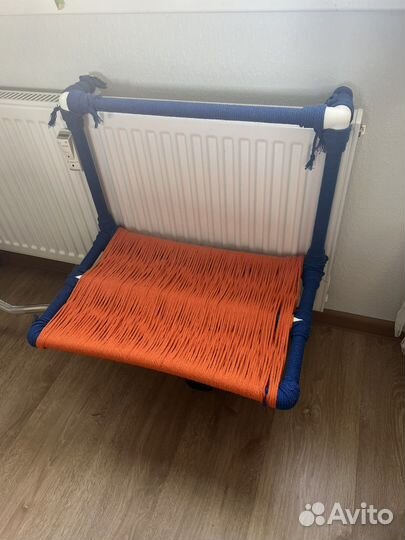 Лежанка для кошек на батарею