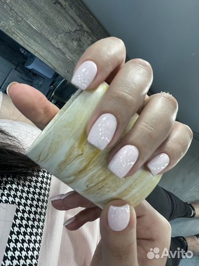 Маникюр с покрытием (гель, гель-лак)