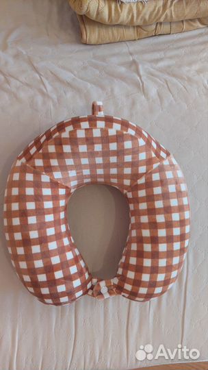 Подушка дорожная