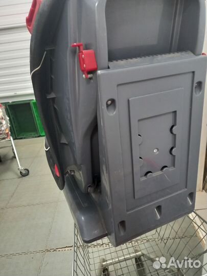 Детское автокресло