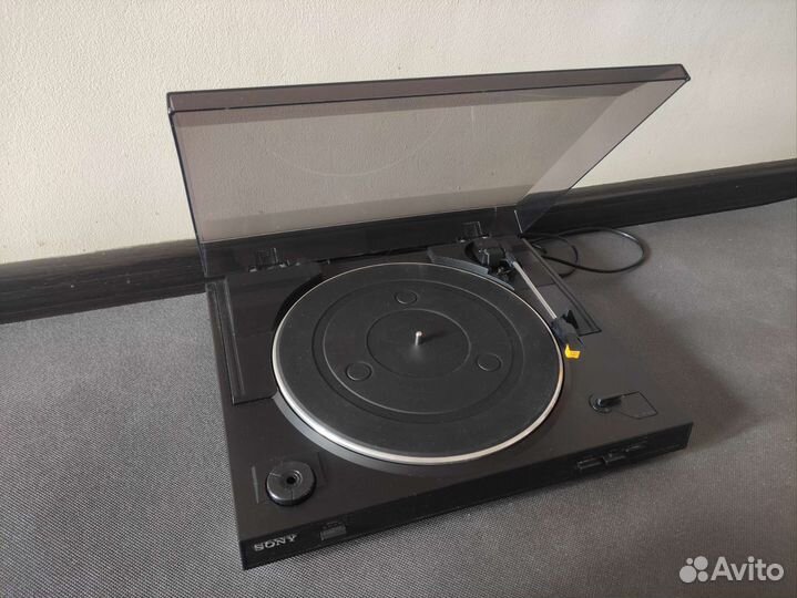 Виниловый проигрыватель Sony PS-LX300USB