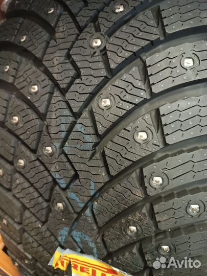 Pirelli Scorpion Ice Zero 2 235/55 R19