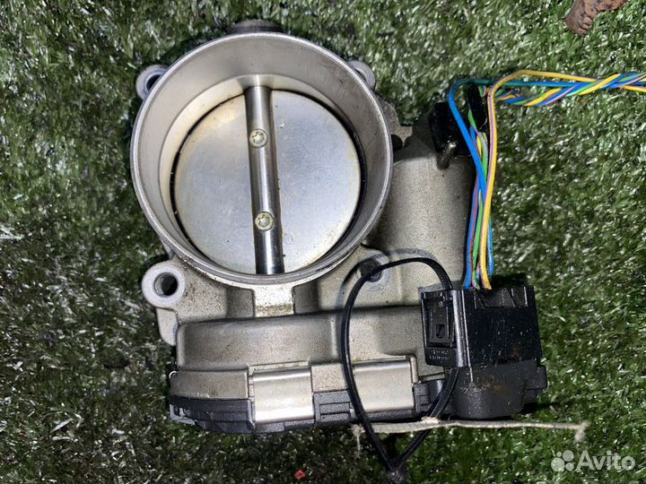 Заслонка дроссельная B5254T6 Volvo V70 BW 30711552