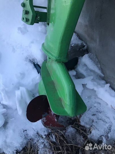 Продам запчасти к лодочному мотору Вихрь-30