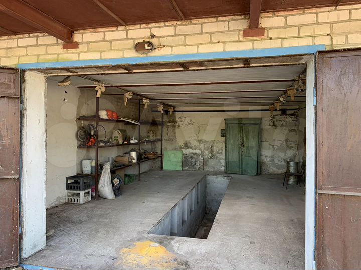 Гараж, > 30 м²