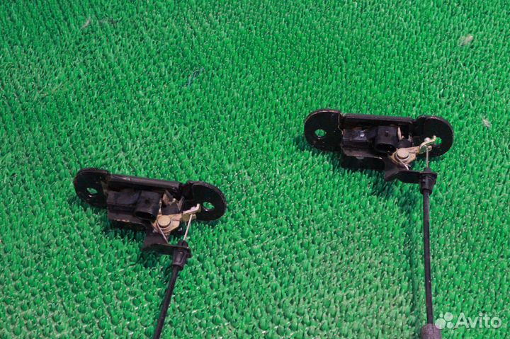 Замки двери багажника Chevrolet Suburban GMT800