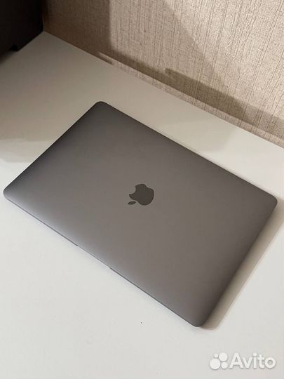 Apple macbook air 13 2020 m1
