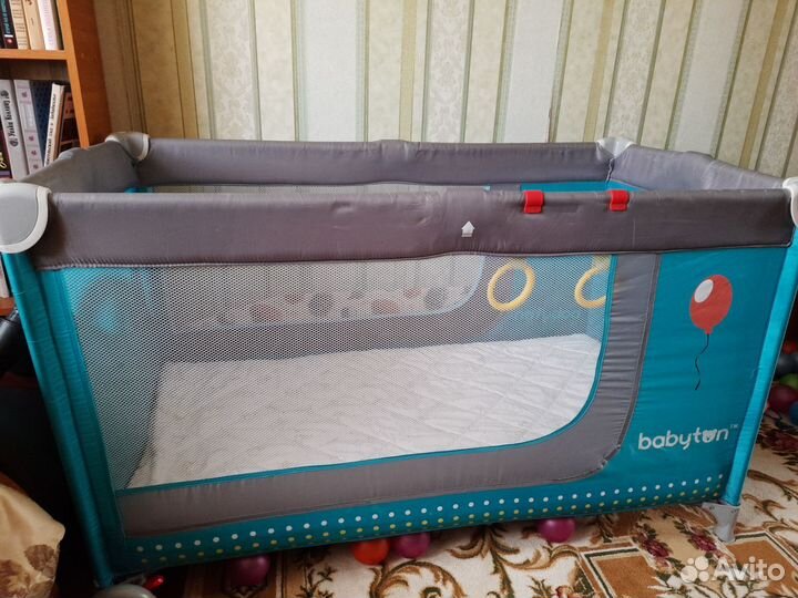 Манеж кровать с матрасом