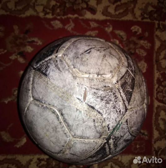 Футбольный мяч