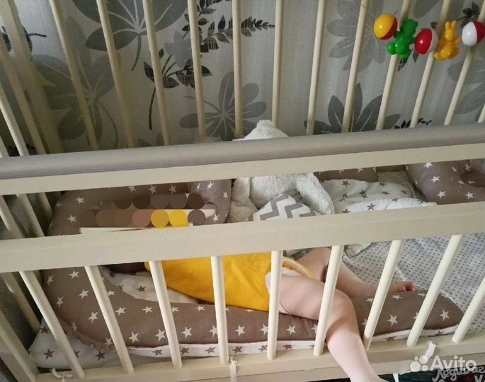 Детская кроватка