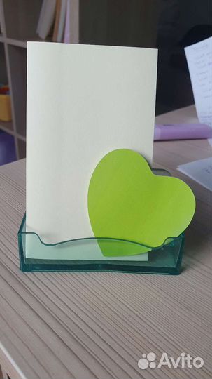 Визитница, подставка для стикеров