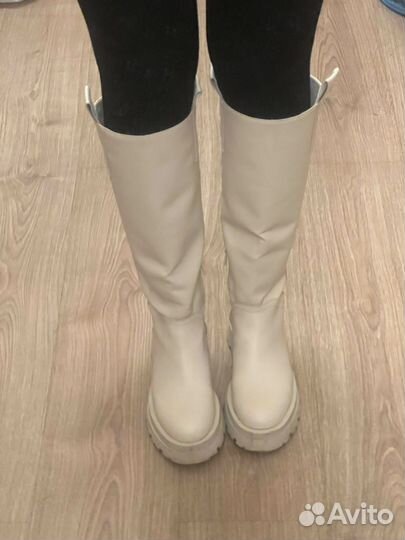 Сапоги stradivarius