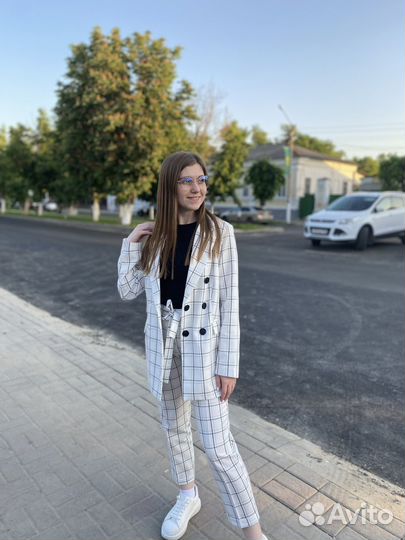 Комтюм летний