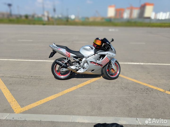 Honda CBR 600 F4i