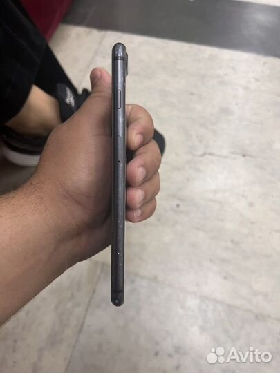 Телефон iPhone 8 plus