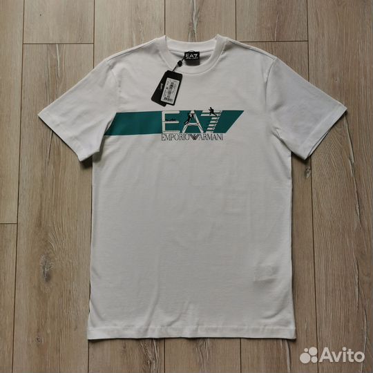 Футболка Armani EA7