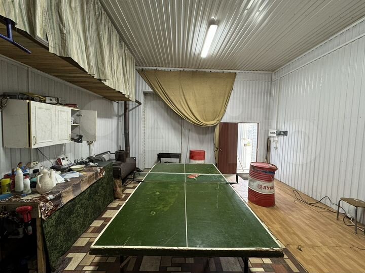 Гараж, > 30 м²