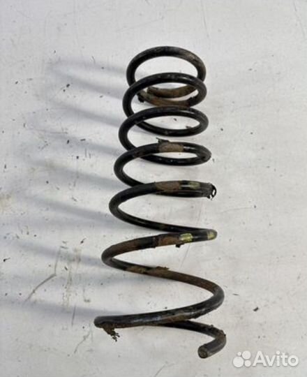 Kia Spectra задняя пружина