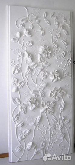 Барельеф и роспись стен