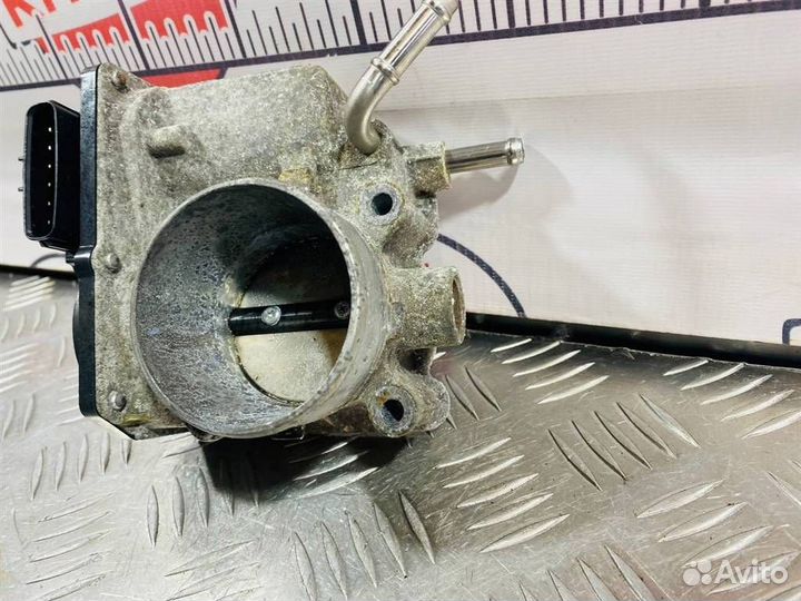 Дроссельная заслонка Toyota Avensis 2