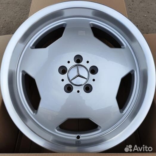 Новые диски R18 на Mersedes