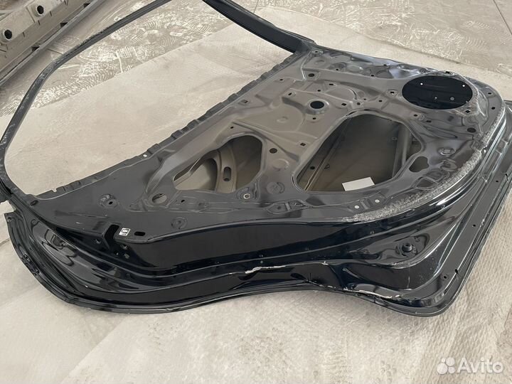 Дверь задняя оригинальная Camry 70