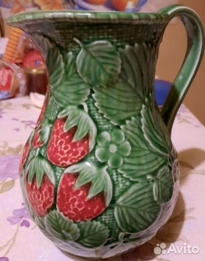 Глиняный кувшин