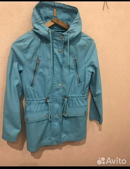 Ветровка для девочки