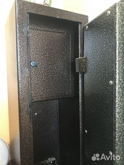 Оружейный сейф на 2 ствола