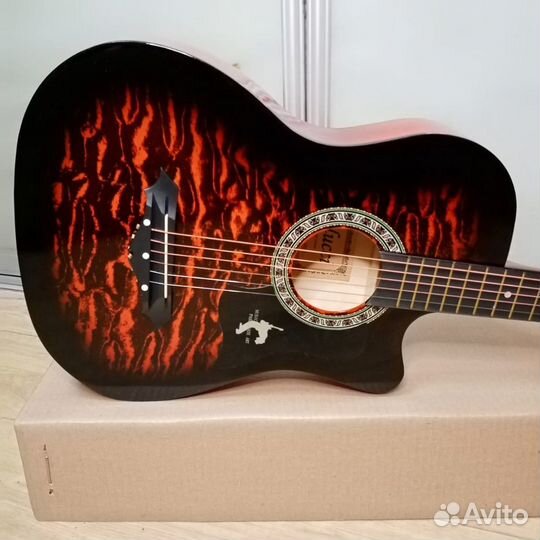 Гитара новая акустика с узким грифом