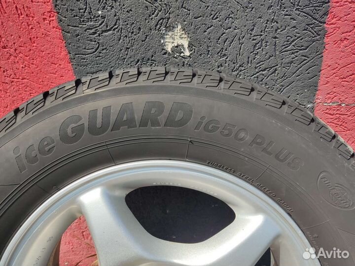 R15 Yokohama Ice Guard IG50+ 205/65, PCD 5x114.3 DIA 67