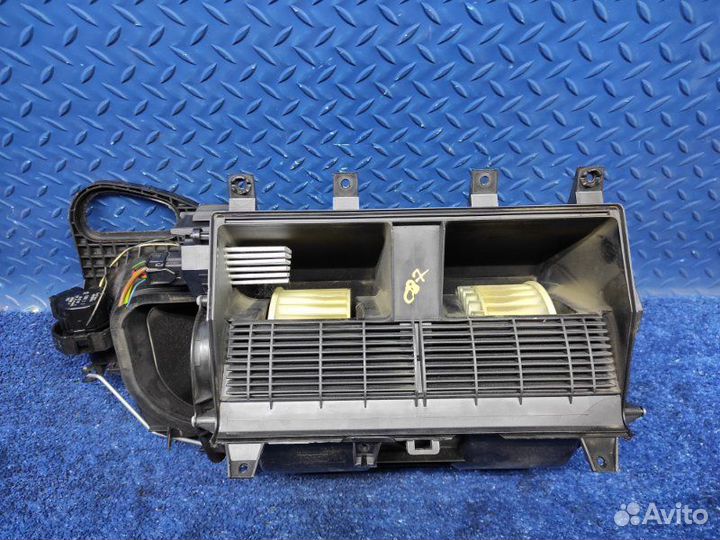 Вентилятор (моторчик) печки Range Rover Vogue 3