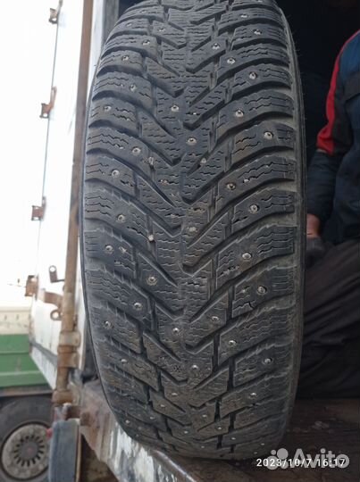 Nokian Tyres Hakkapeliitta 8 185/65 R15