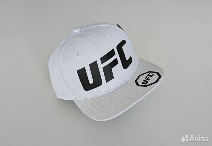 Бeйcболка UFC