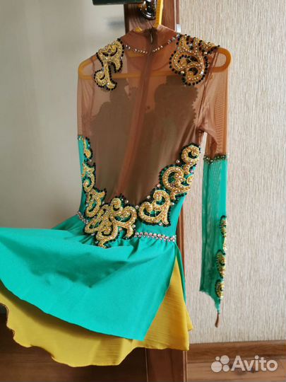 Платье для фигурного катания 128-134см